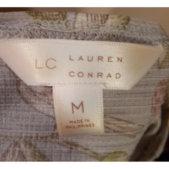 Lauren Conrad Lightweight Spring Cold Shoulder Top Birds & Flowers Size Medium - Picture 8 of 9